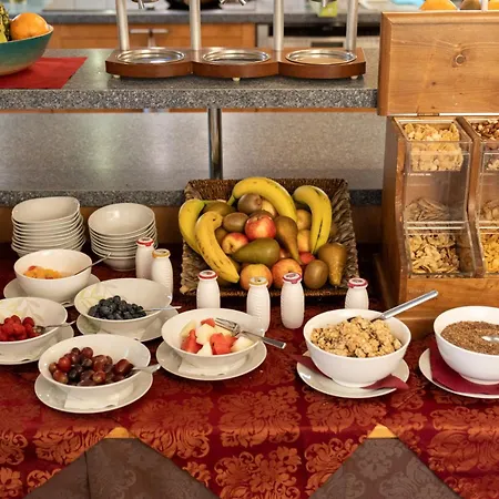 Hotel Valerie 3*