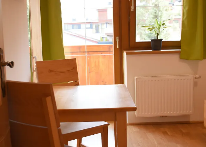 Valerie ホテル 3*