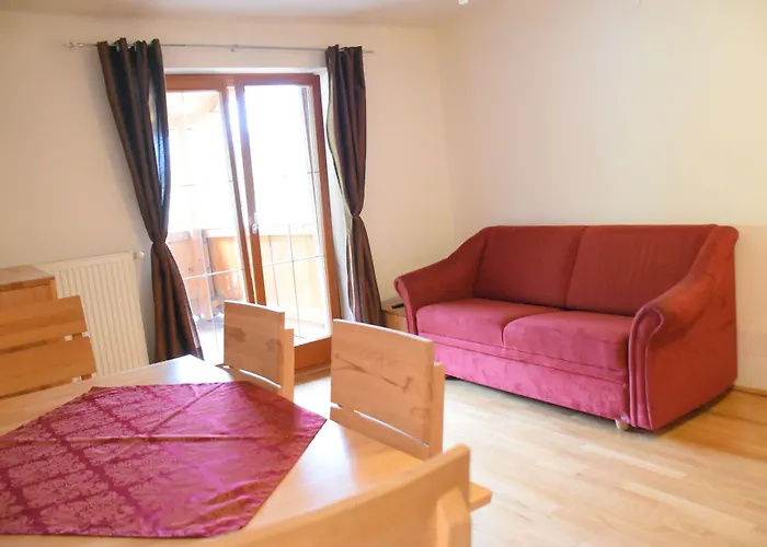 Valerie ザールバッハ・ヒンターグレム