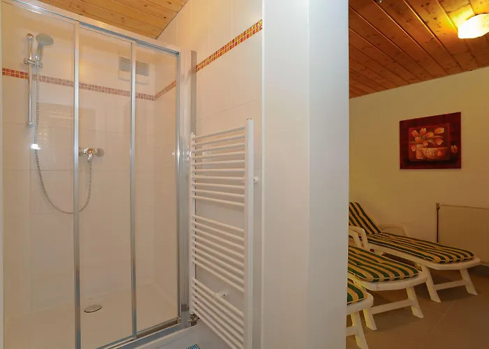 Valerie ザールバッハ・ヒンターグレム